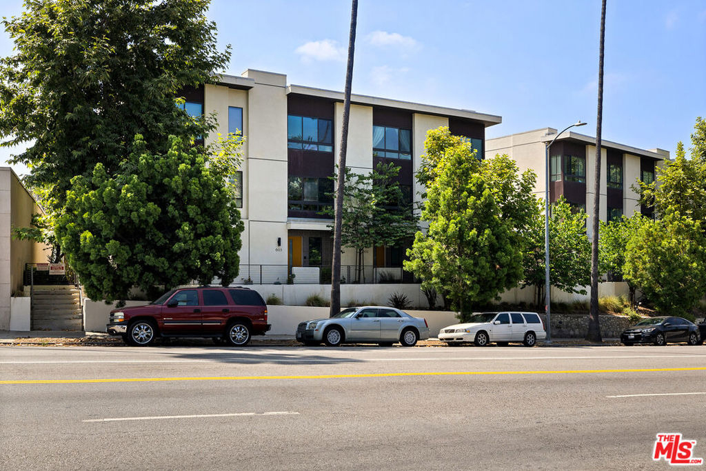 118 S Avenue 50 - Photo 9