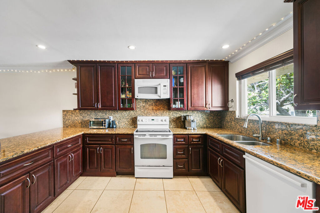 6481 Kanan Dume Road - Photo 5