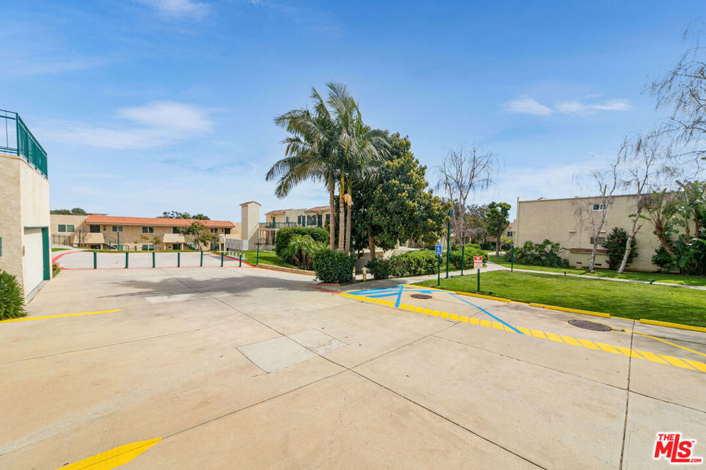 6481 Kanan Dume Road - Photo 26