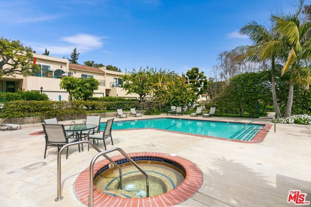 6481 Kanan Dume Road - Photo 21