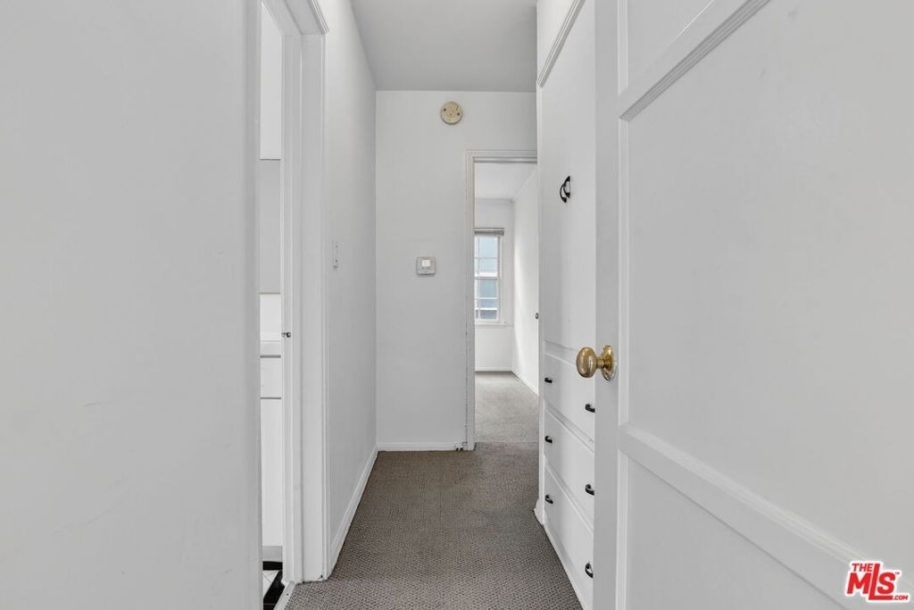 314 N St Andrews Place - Photo 7