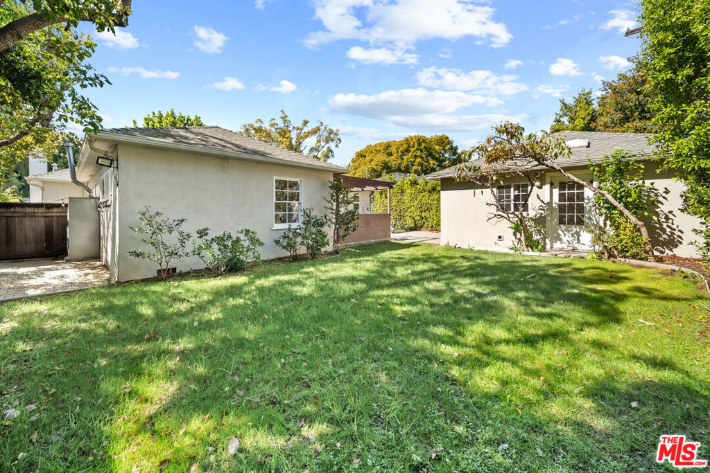 2124 Hillsboro Avenue - Photo 25