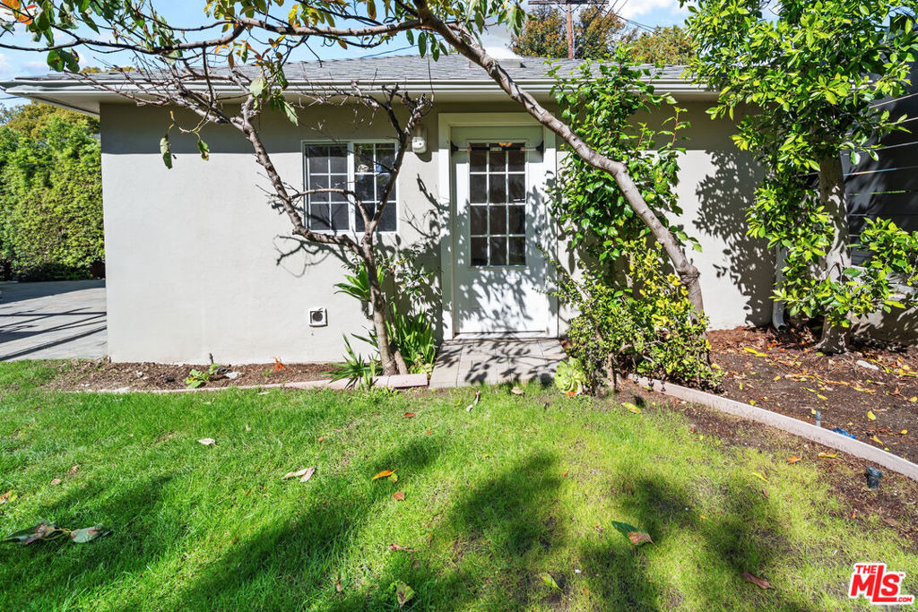 2124 Hillsboro Avenue - Photo 22