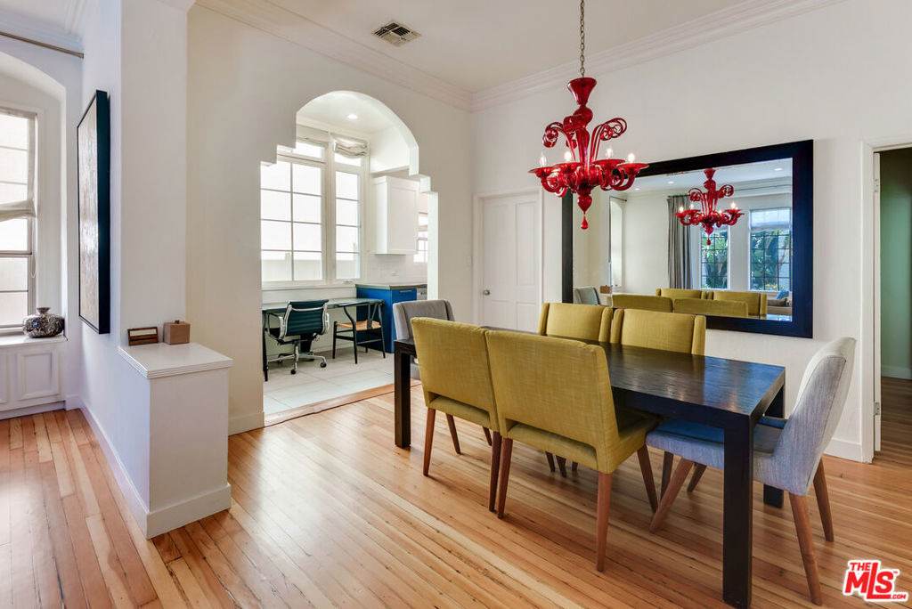 1014 N Doheny Drive - Photo 12