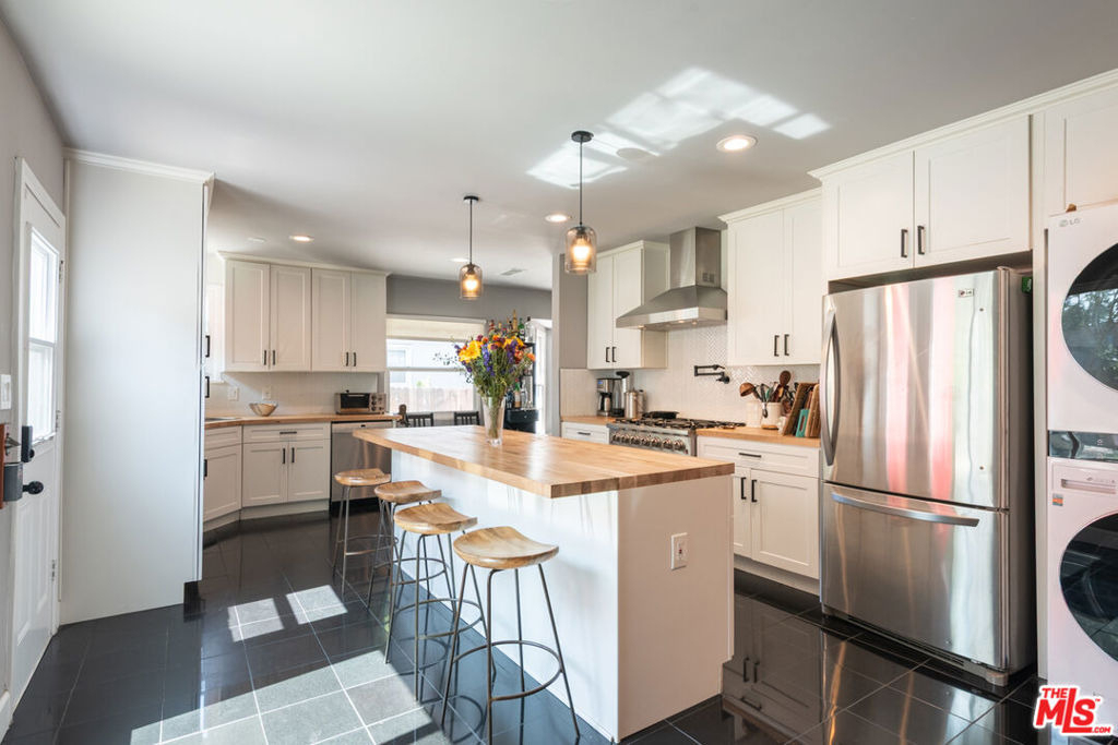 6601 Rubio Avenue - Photo 8