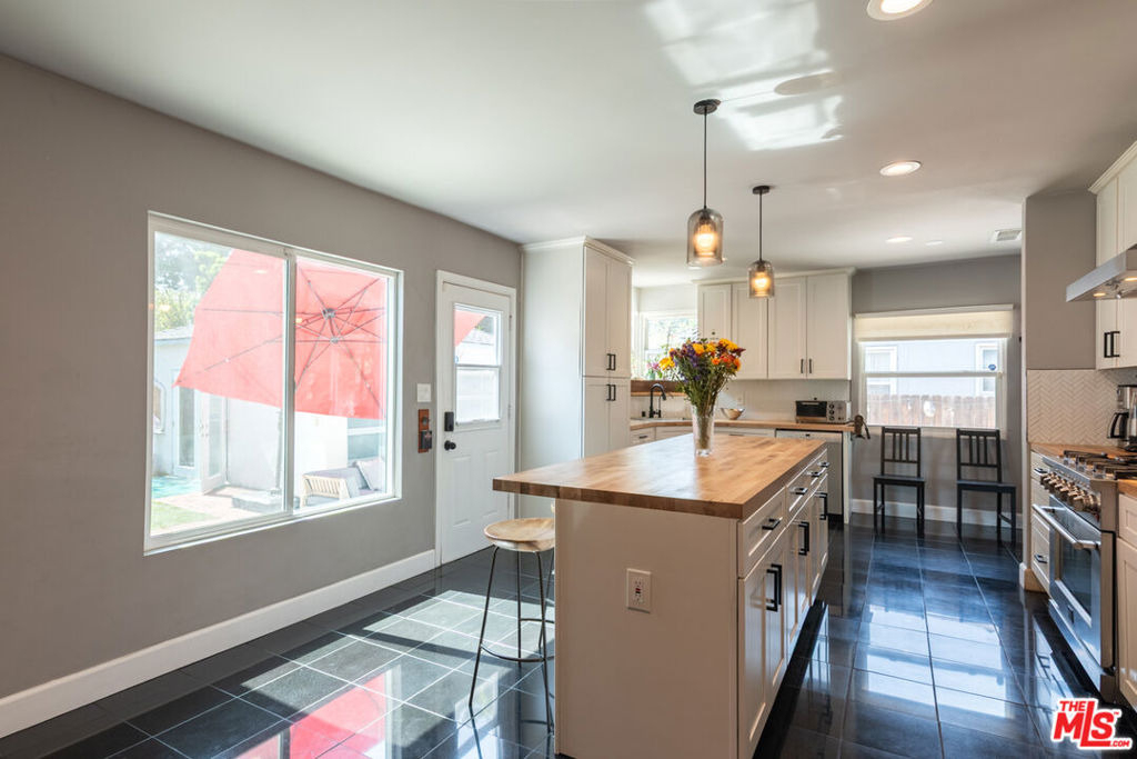 6601 Rubio Avenue - Photo 9