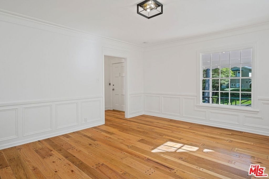 10527 Le Conte Avenue - Photo 10