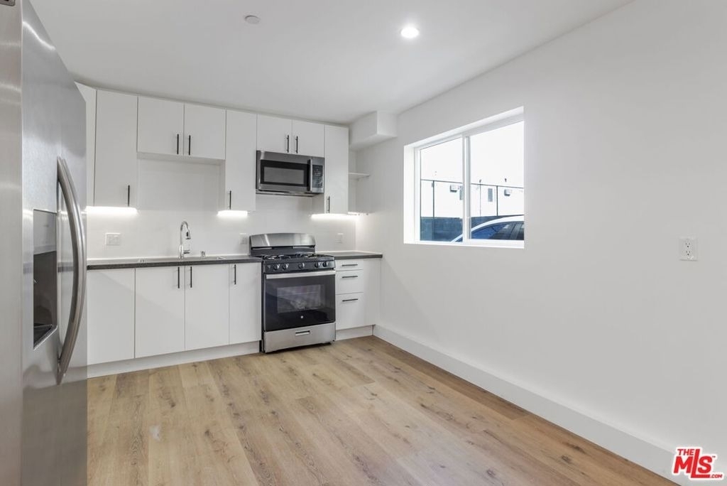 10821 Hartsook Street - Photo 2