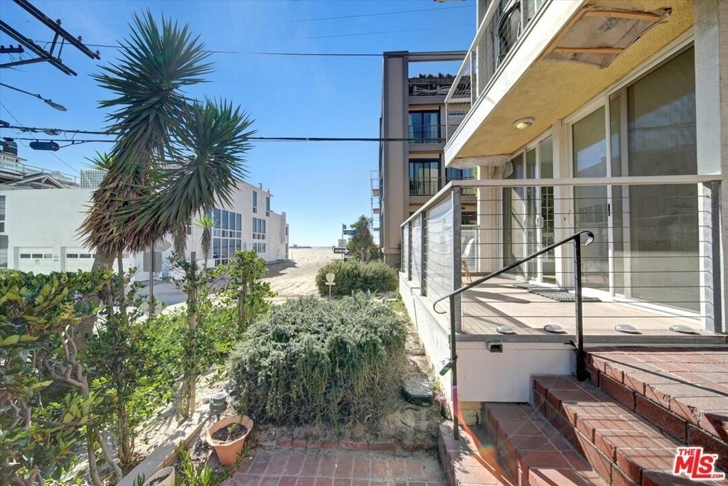 15 Spinnaker Street - Photo 0
