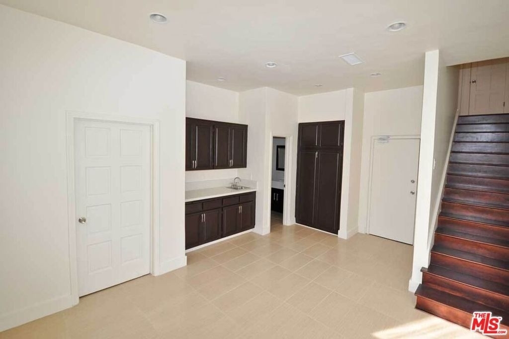 1138 20th Street - Photo 13
