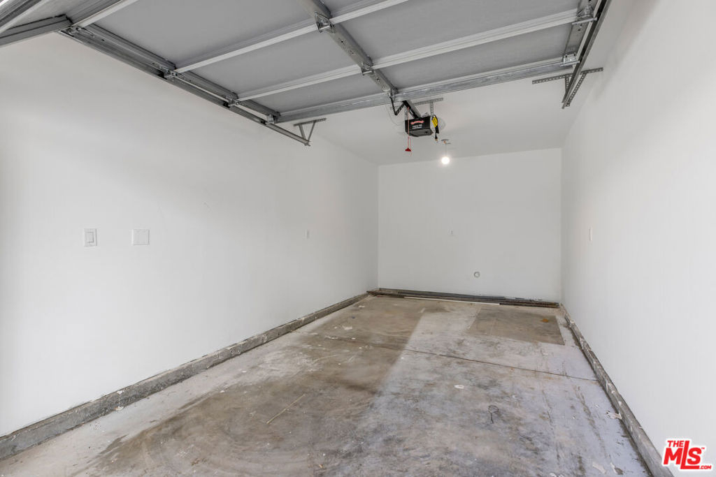 5225 W 20th Street - Photo 21