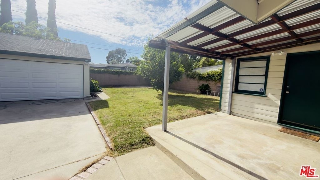 6403 Barela Avenue - Photo 18