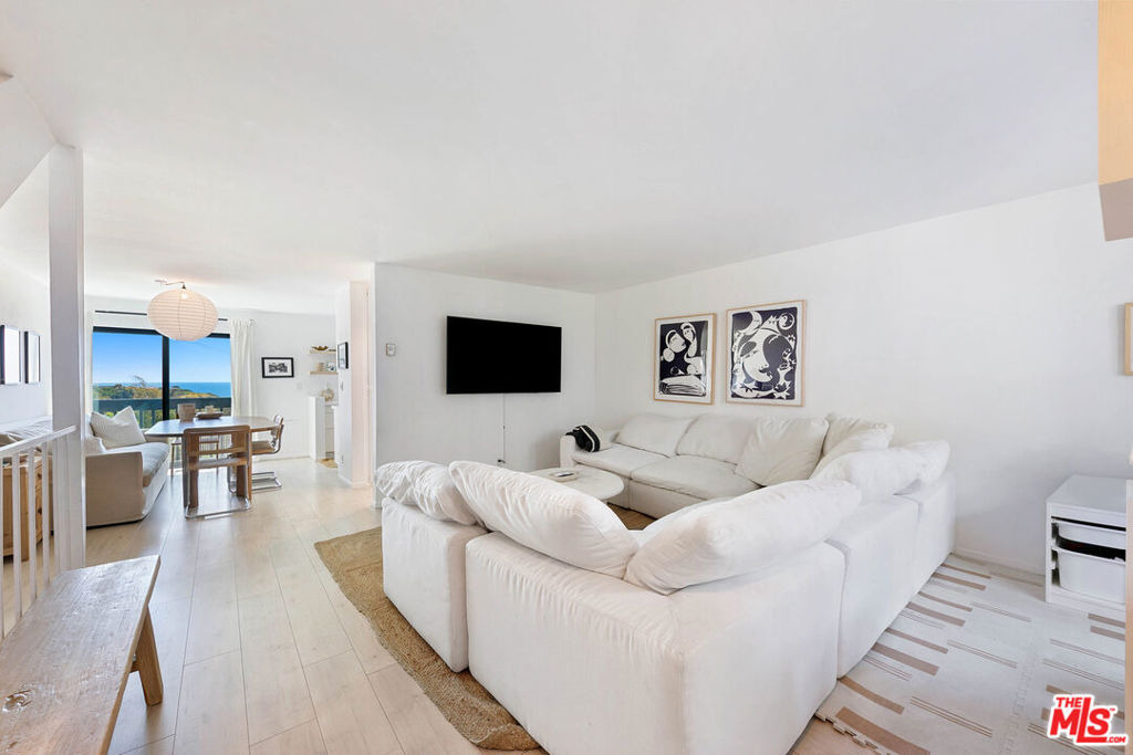 29239 Heathercliff Road - Photo 3