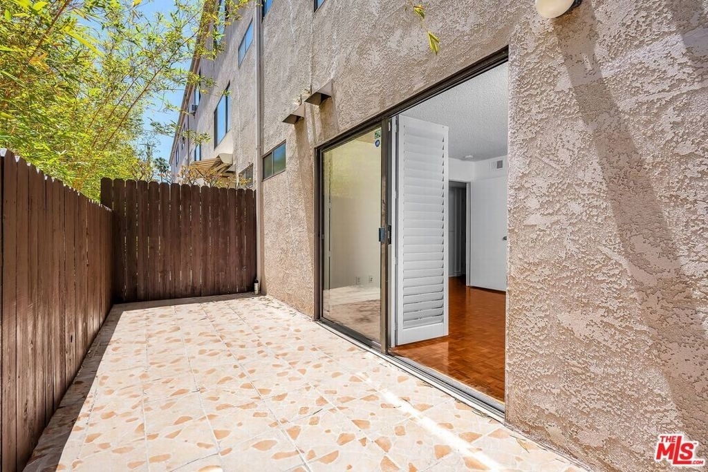 938 5th Street - Photo 8