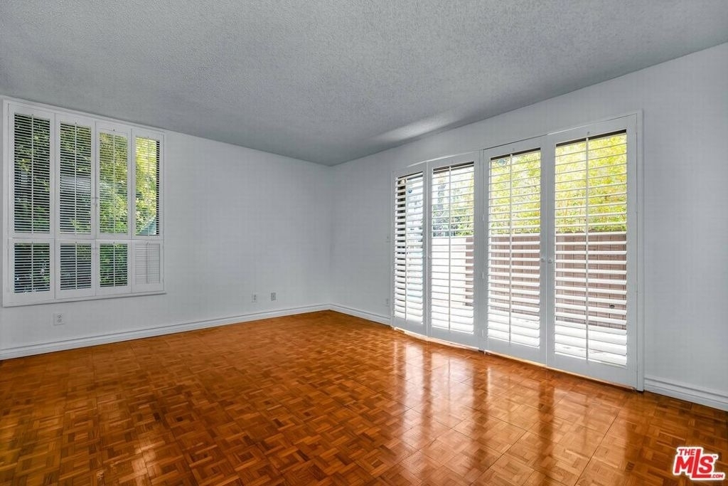 938 5th Street - Photo 7