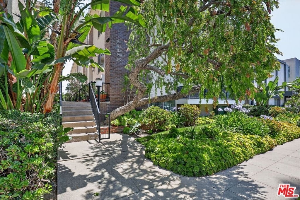 184 N Crescent Drive - Photo 3