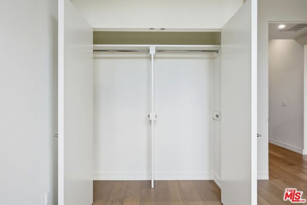 1041 N Spaulding Avenue - Photo 24