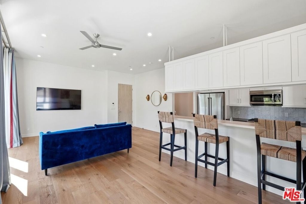 1041 N Spaulding Avenue - Photo 12