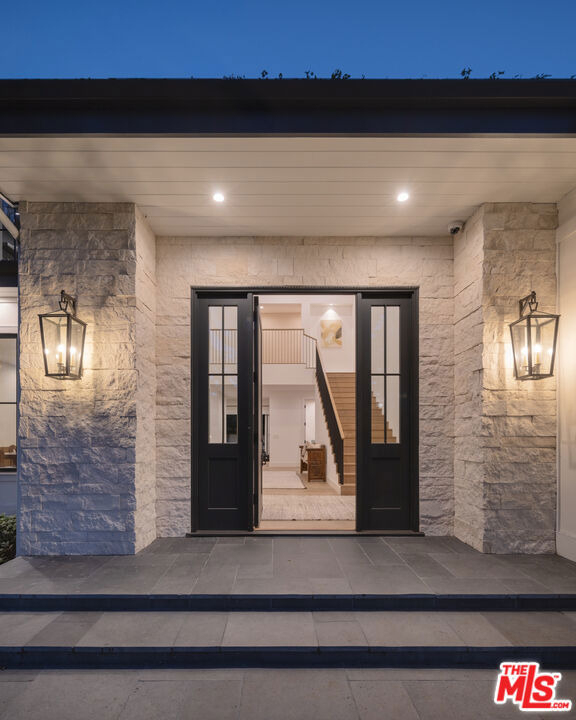 550 Spoleto Drive - Photo 32