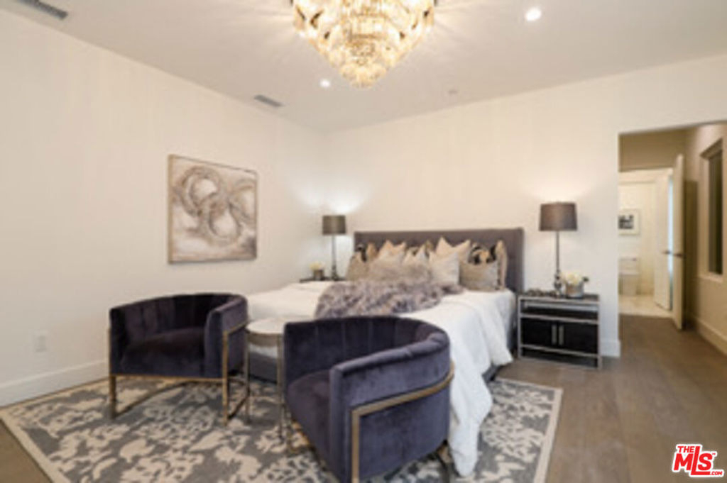 15122 Morrison Street - Photo 46