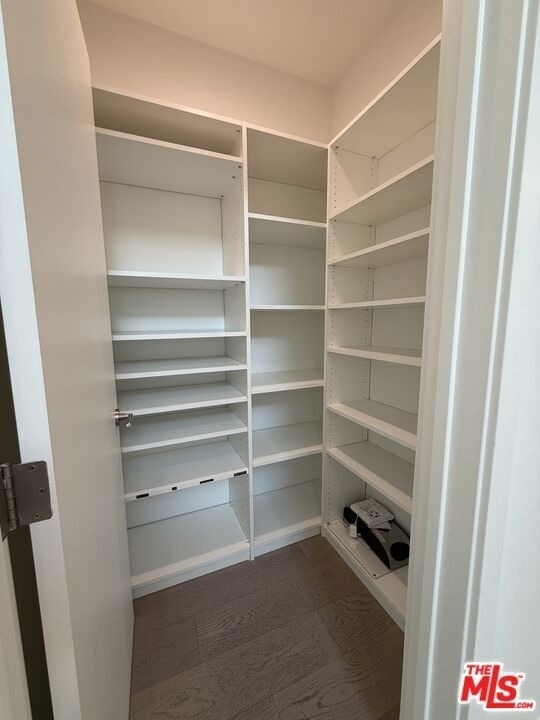 15122 Morrison Street - Photo 23