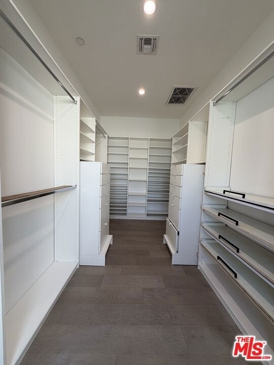 15122 Morrison Street - Photo 28