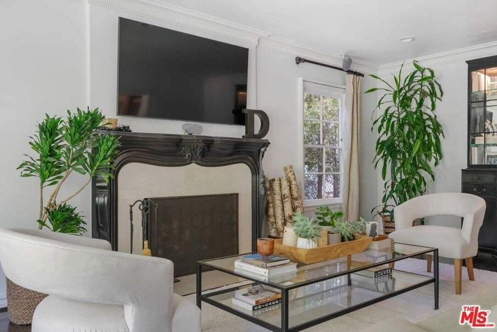 10576 Lindbrook Drive - Photo 12