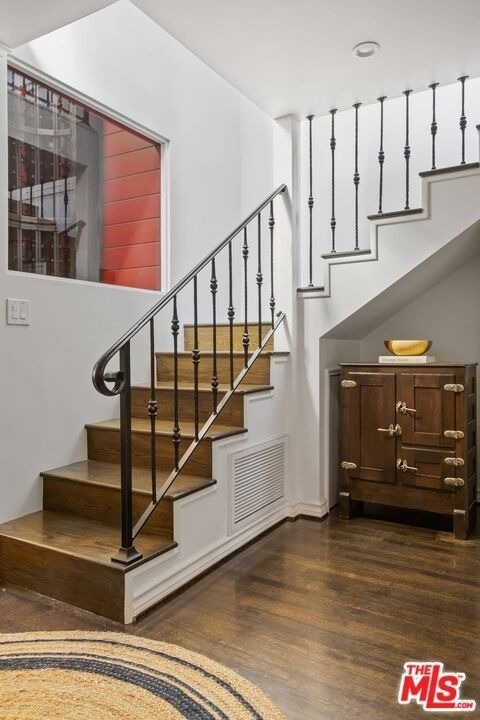 10576 Lindbrook Drive - Photo 14