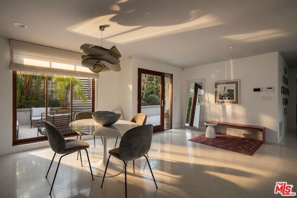 2035 De Mille Drive - Photo 12