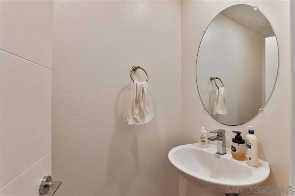 1455 Banahaw Way - Photo 4