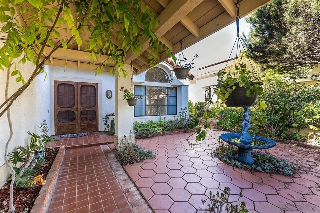 8733 Elford Ct - Photo 4