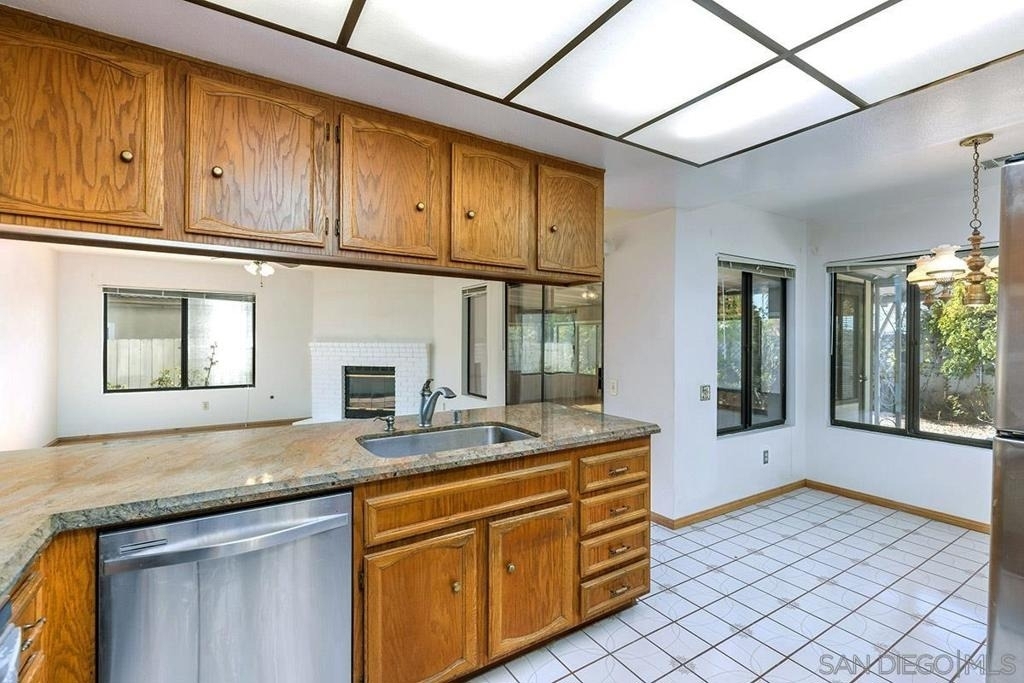 8733 Elford Ct - Photo 13