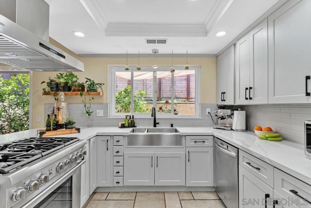 6322 Bernadette Lane - Photo 5
