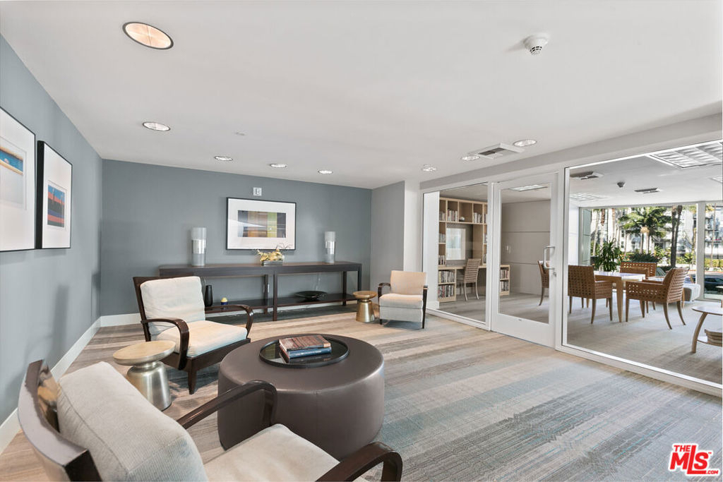 13600 Marina Pointe Drive - Photo 32