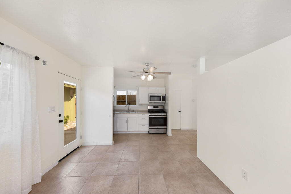 38501 Bel Air Drive - Photo 4