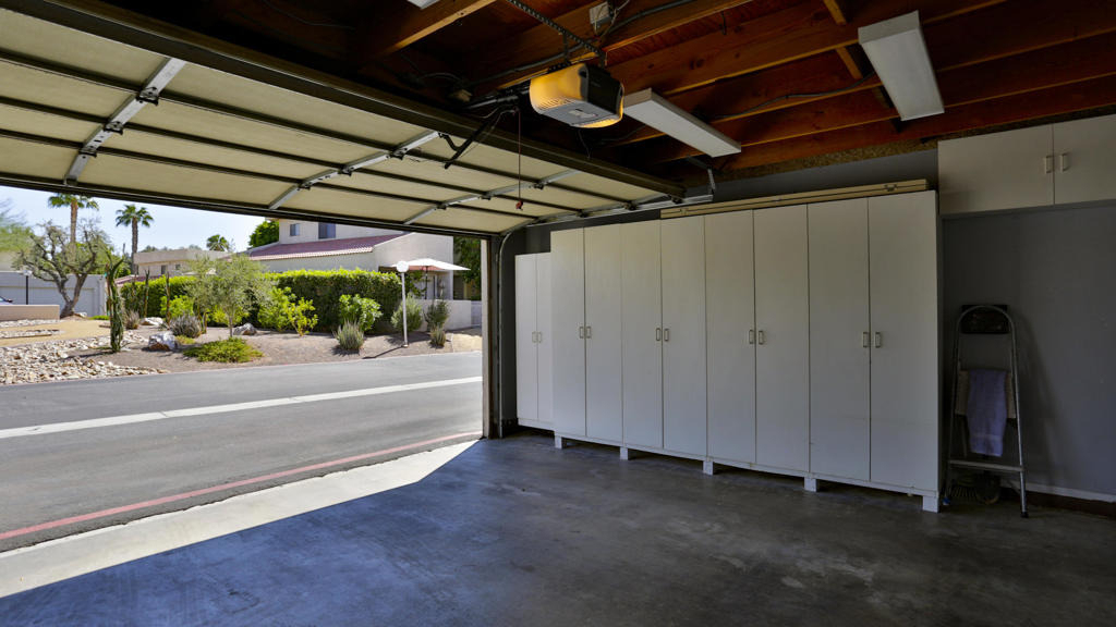 34073 Emily Way - Photo 38