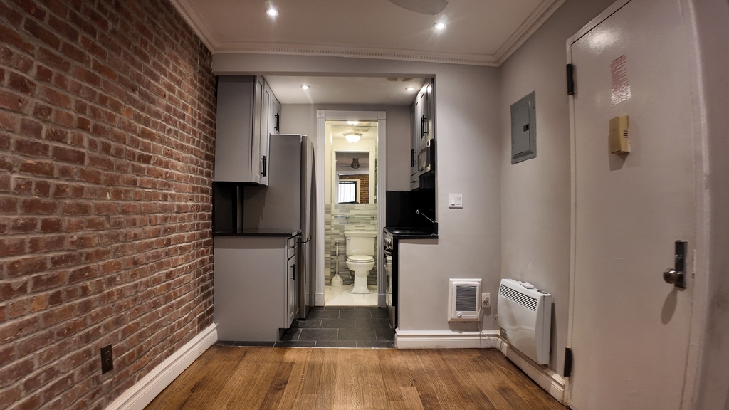 West 53rd Street - Photo 1