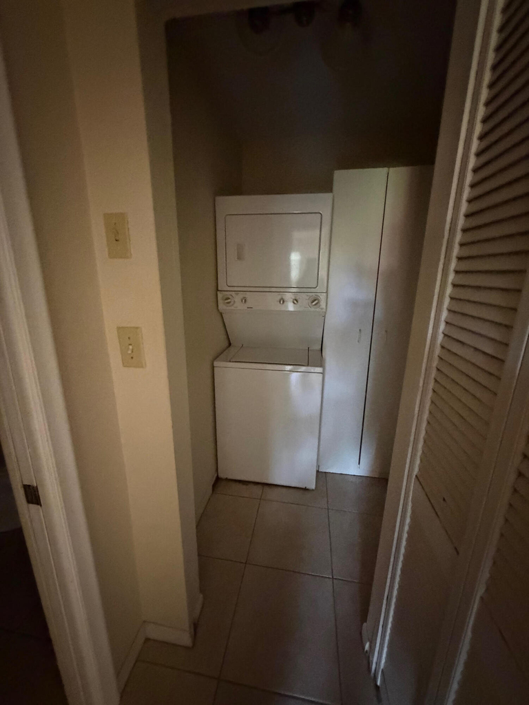 50 Se 12th Street - Photo 9