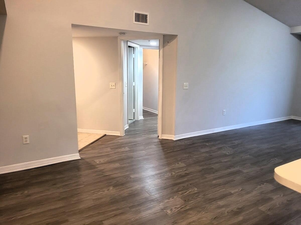 4197 N Haverhill Road - Photo 8