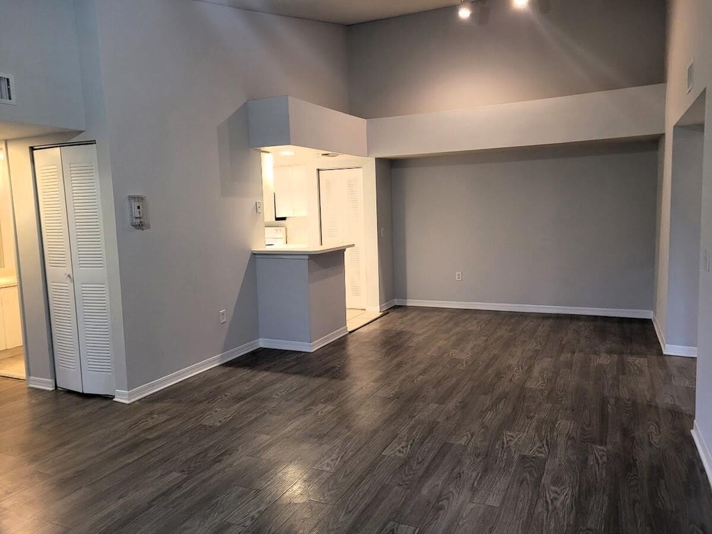 4197 N Haverhill Road - Photo 3