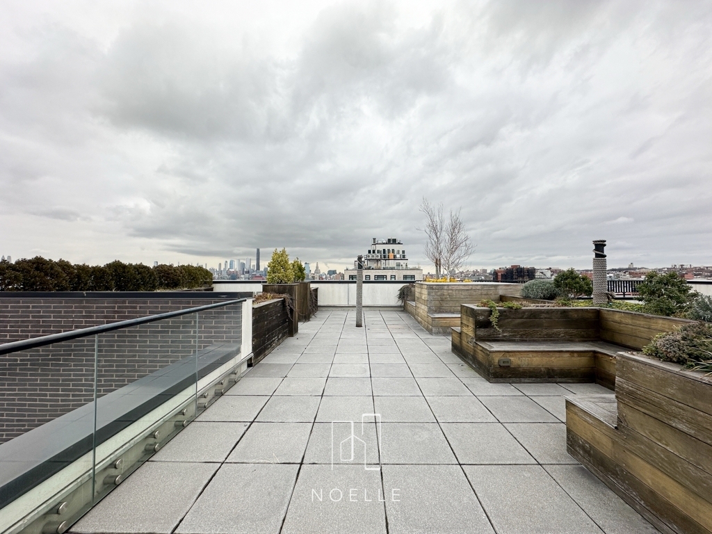 635 4th Avenue - Photo 12