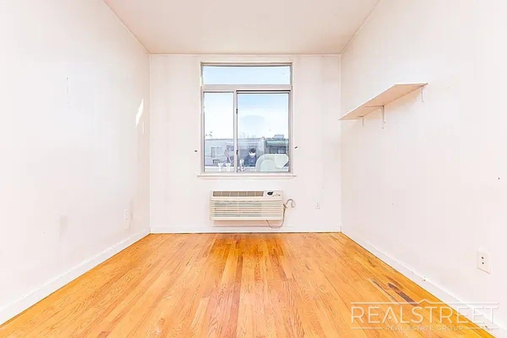184 Noll Street - Photo 8