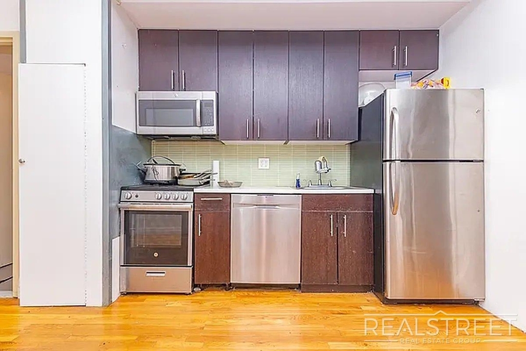 184 Noll Street - Photo 1