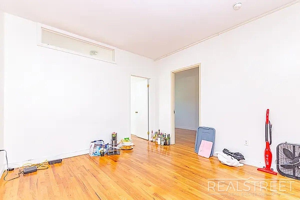 184 Noll Street - Photo 5