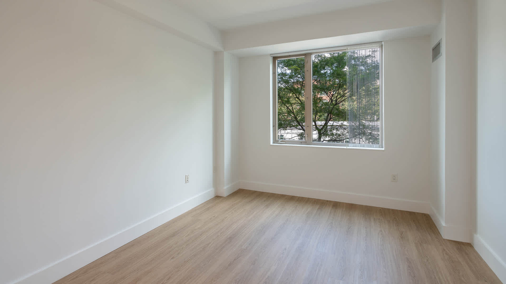 285 Third Street - Photo 74