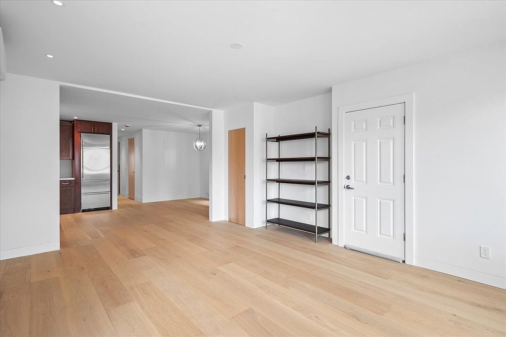 East 240th Street - Photo 13