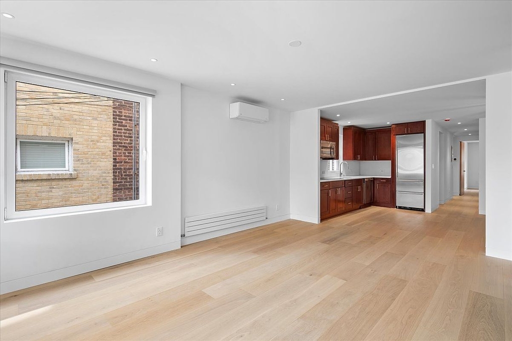 East 240th Street - Photo 12