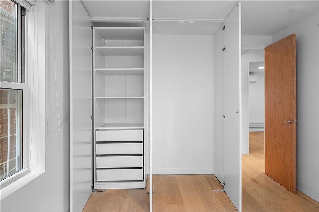 East 240th Street - Photo 16