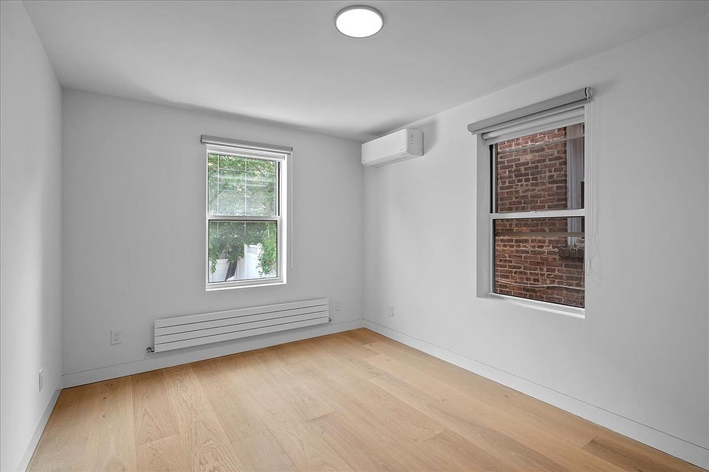 East 240th Street - Photo 11