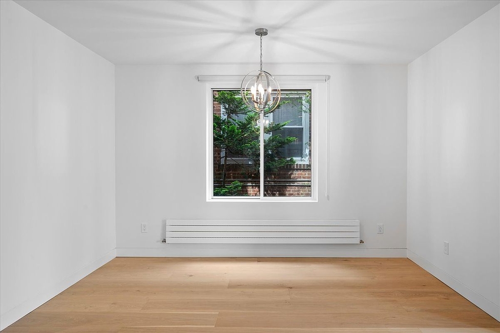 East 240th Street - Photo 14